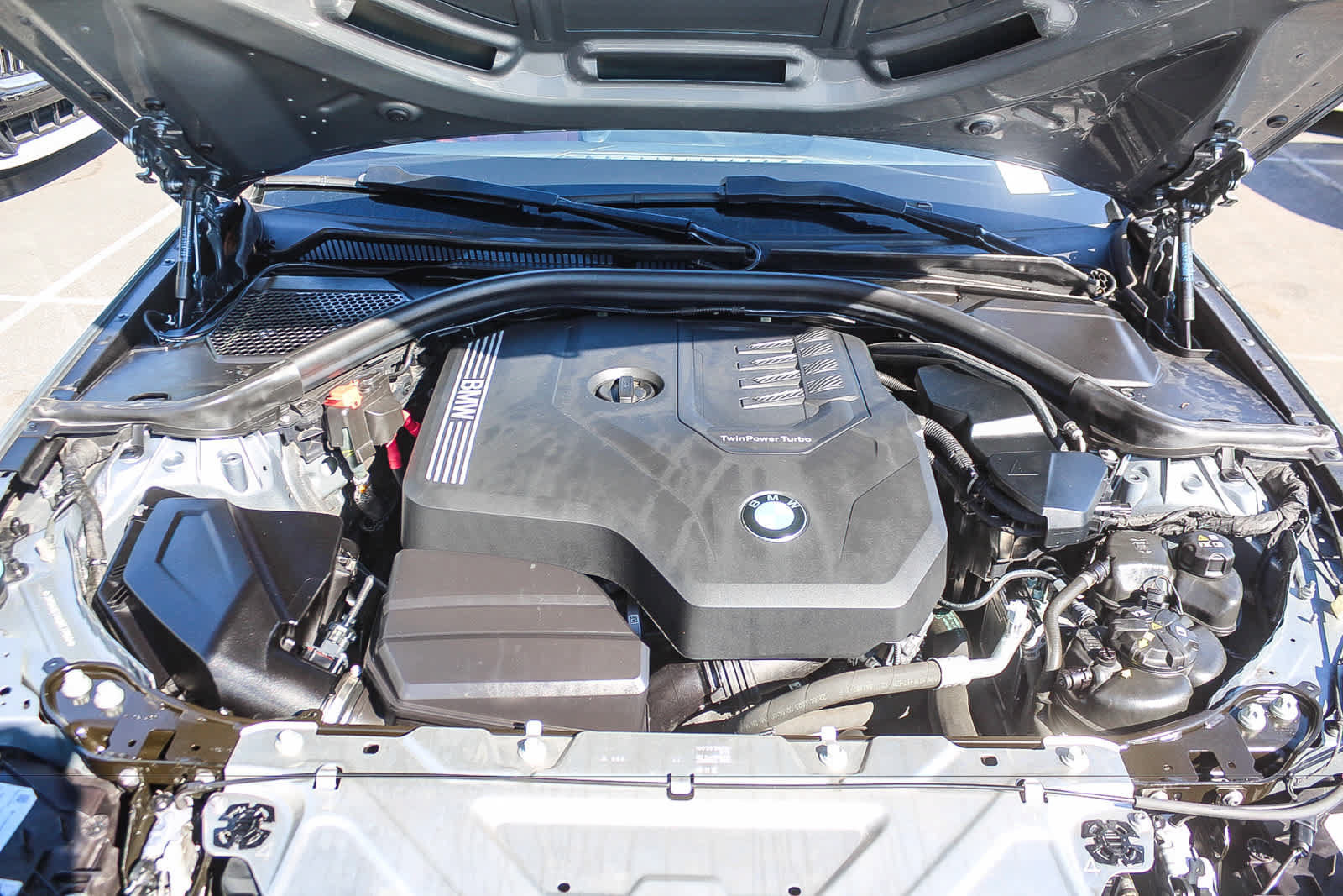 Used 2024 BMW 330i Sedan w/ Convenience Package RWD image 34