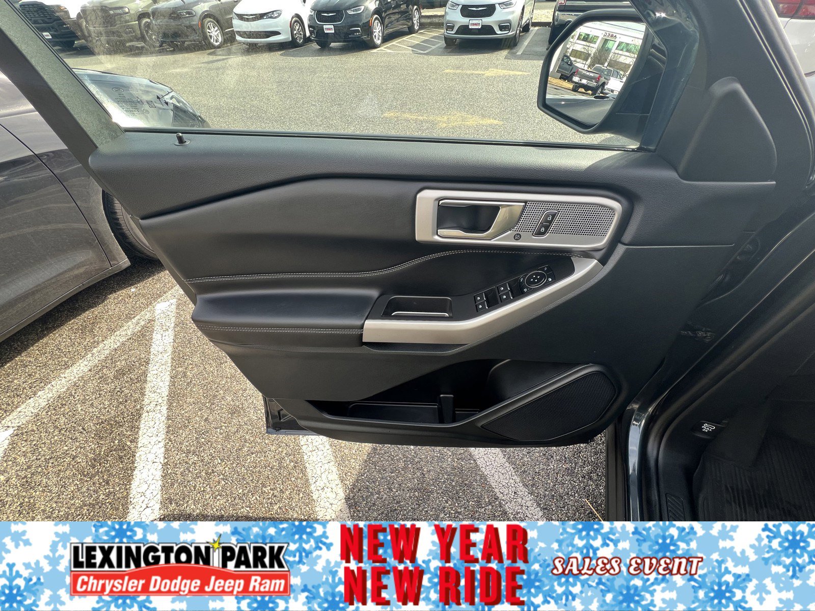 Used 2024 Ford Explorer XLT w/ Equipment Group 202A image 18