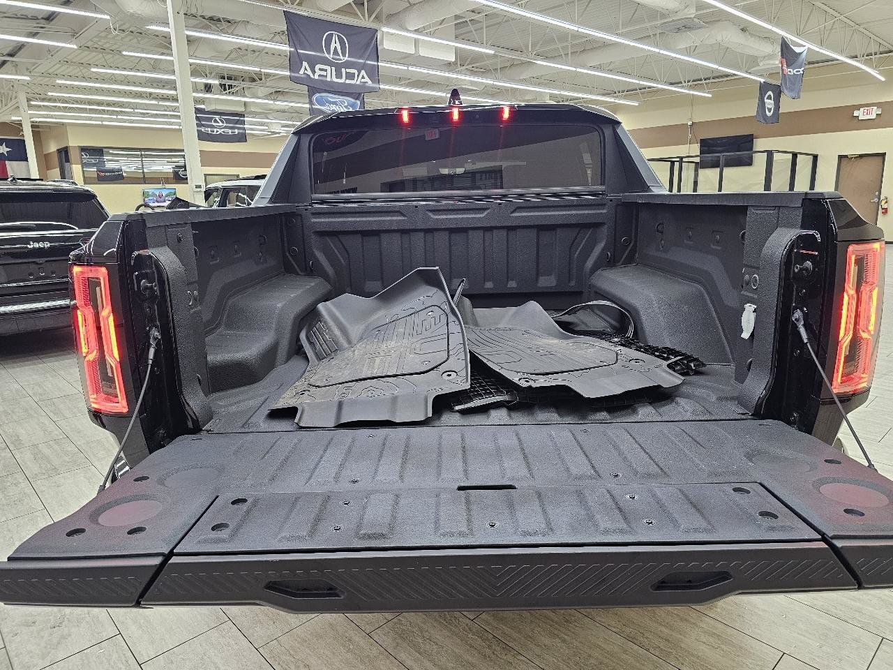 Used 2024 GMC Hummer EV 3X w/ Battery Pack, 24 Module Pack AWD/4WD image 13