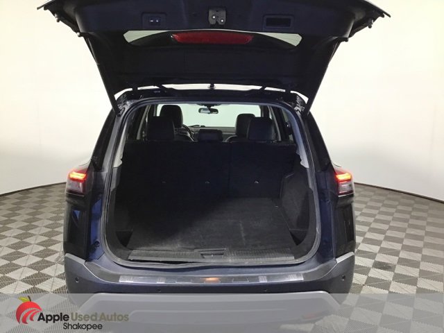 Used 2021 Nissan Rogue SV w/ Premium Package image 7