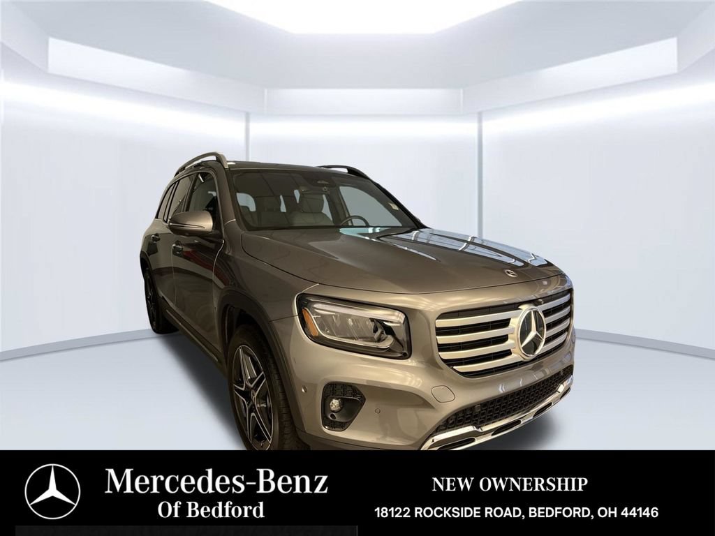 Used 2026 Mercedes-Benz GLB 250 4MATIC image 7