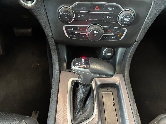 Used 2021 Dodge Charger SXT w/ Leather Interior Group image 17