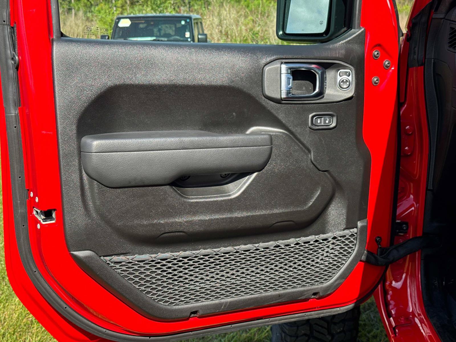 Certified 2026 Jeep Wrangler Unlimited Rubicon AWD/4WD image 16