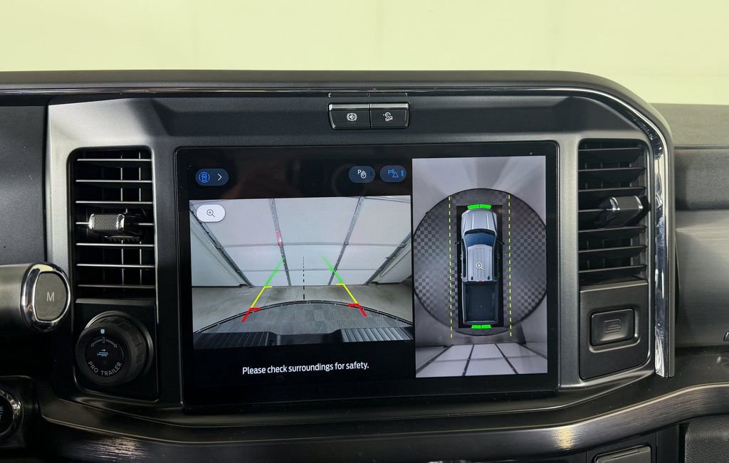 Used 2026 Ford F350 Lariat w/ Black Appearance Package image 12