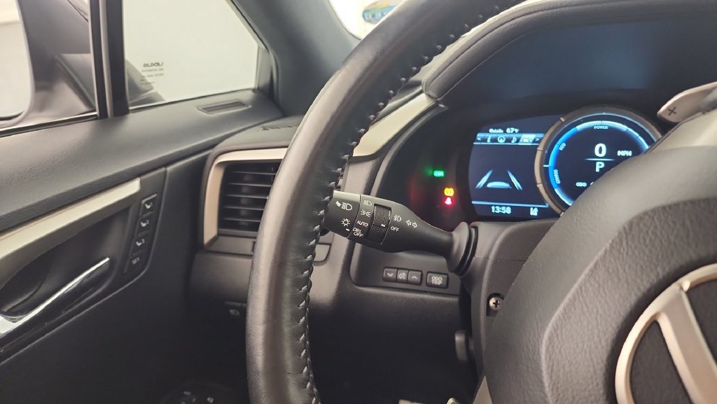 Used 2020 Lexus RX 450h F Sport w/ Accessory Package AWD/4WD image 24