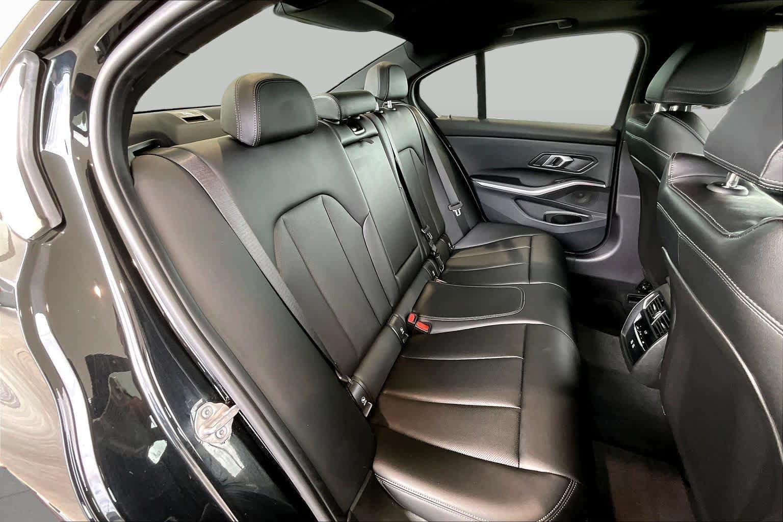 Used 2026 BMW 330i Sedan RWD image 21