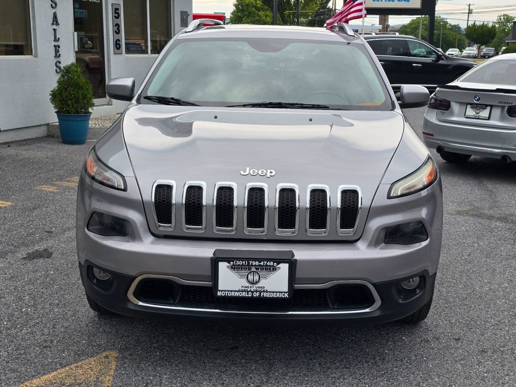 Used 2016 Jeep Cherokee Limited AWD/4WD image 2