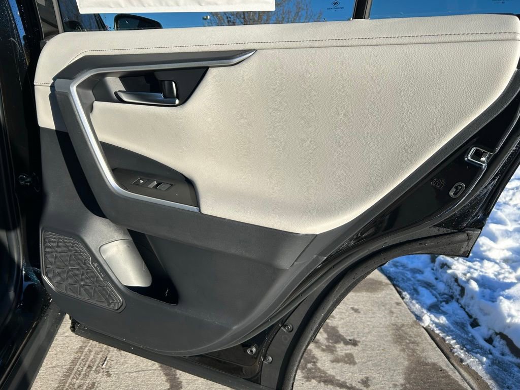 Used 2025 Toyota 4Runner TRD Off-Road Premium image 25