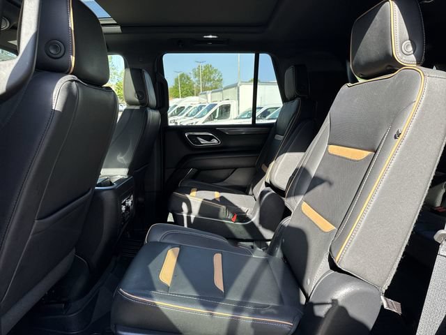 Used 2023 GMC Yukon AT4 w/ AT4 Premium Plus Package AWD/4WD image 18