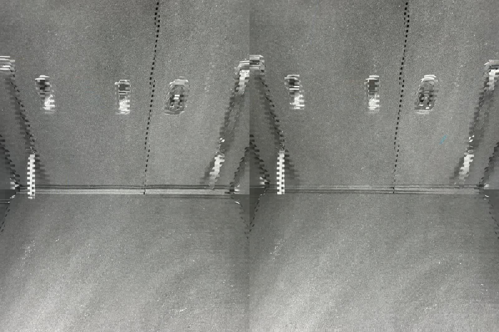 Used 2020 Kia Telluride LX image 17