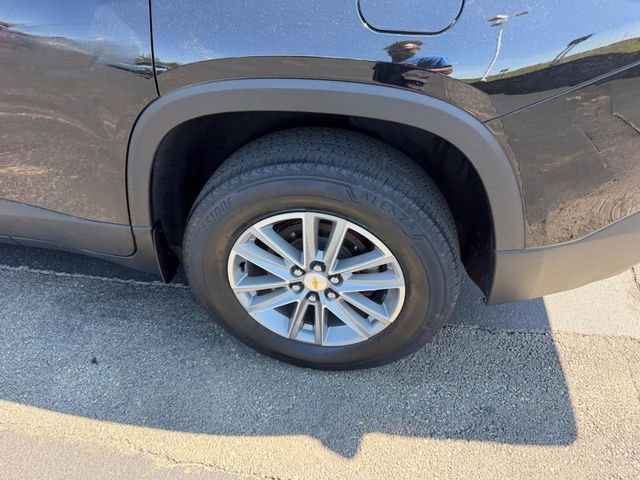 Used 2022 Chevrolet Traverse LT FWD image 9