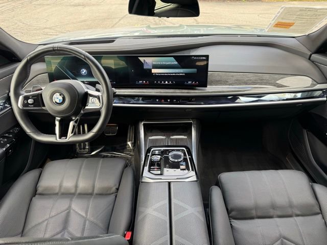 Certified 2024 BMW 760i xDrive image 18