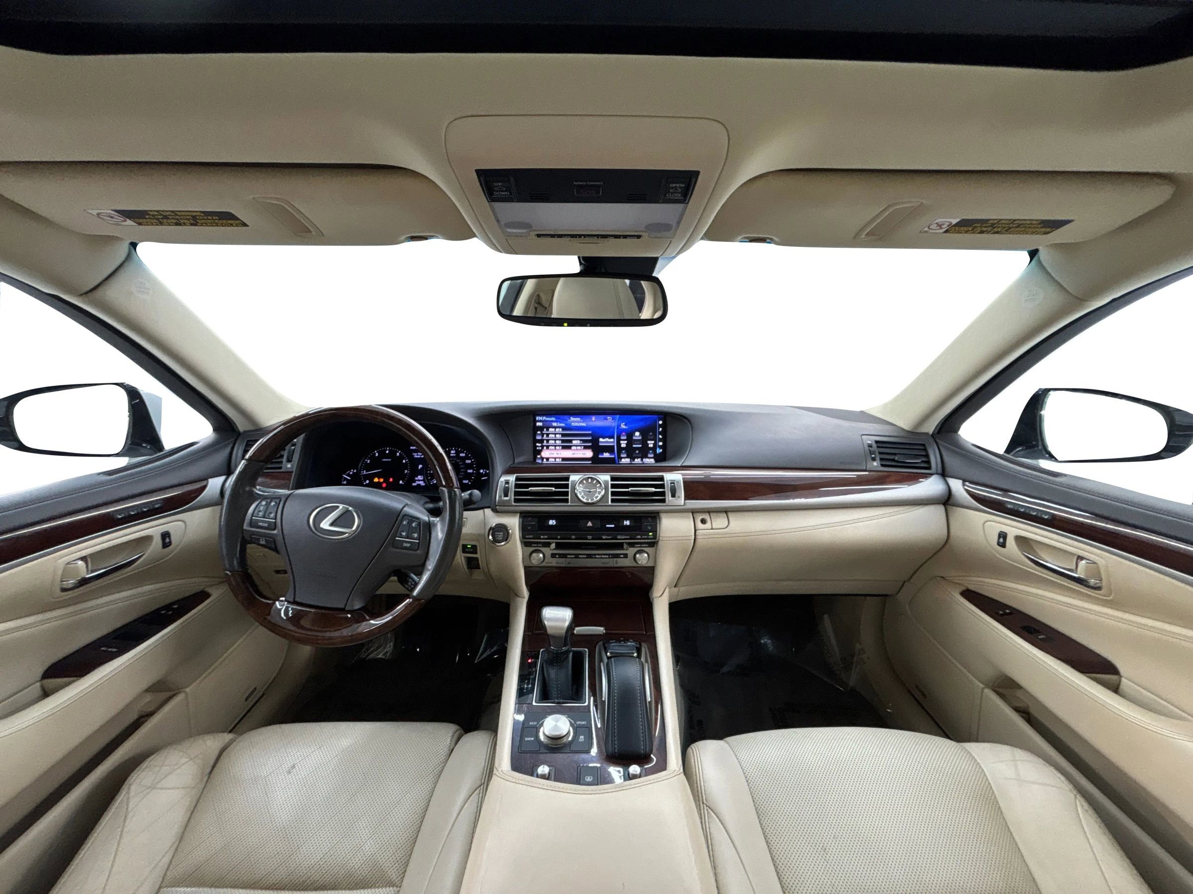 Used 2017 Lexus LS 460 AWD w/ Comfort Package image 17