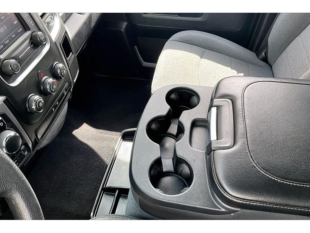 Used 2024 RAM 1500 Classic Warlock AWD/4WD image 15