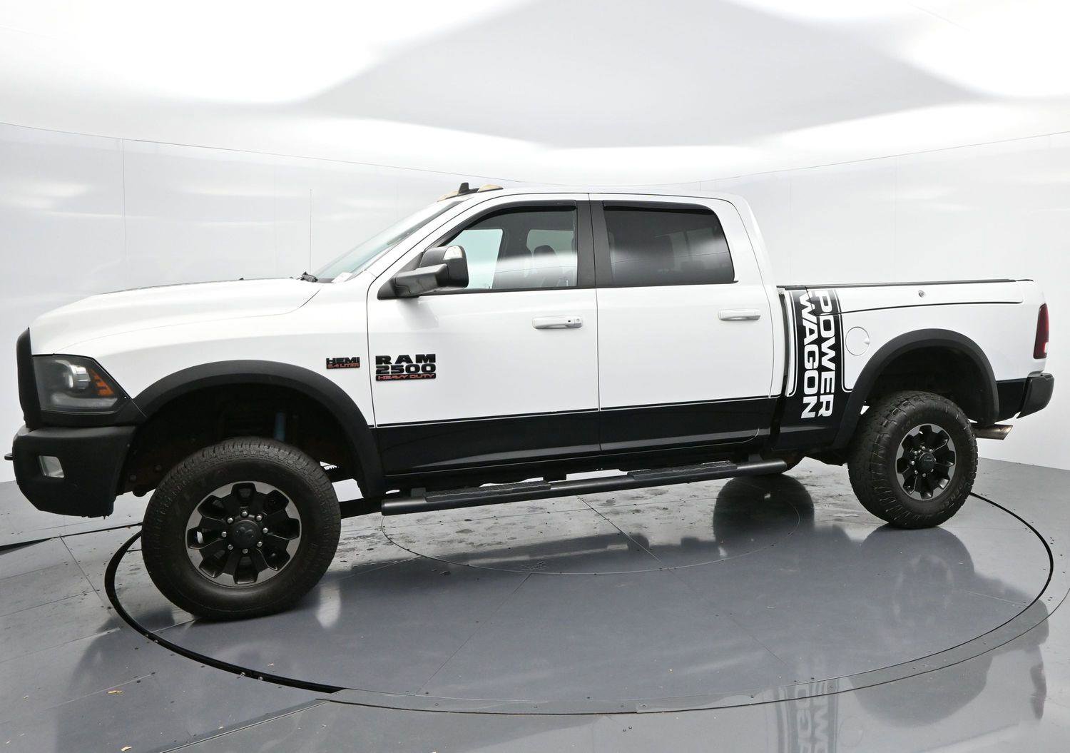 Used 2018 RAM 2500 Power Wagon w/ Leather & Luxury Group image 4