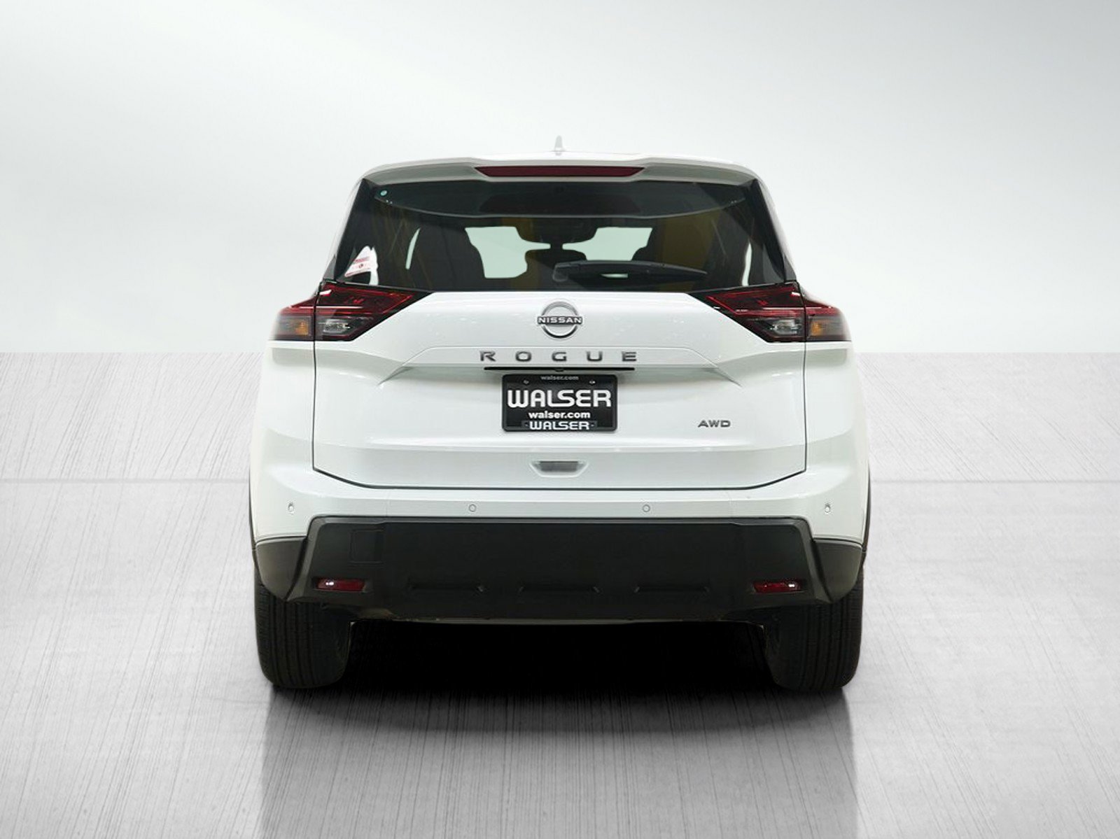 Used 2025 Nissan Rogue SV image 4