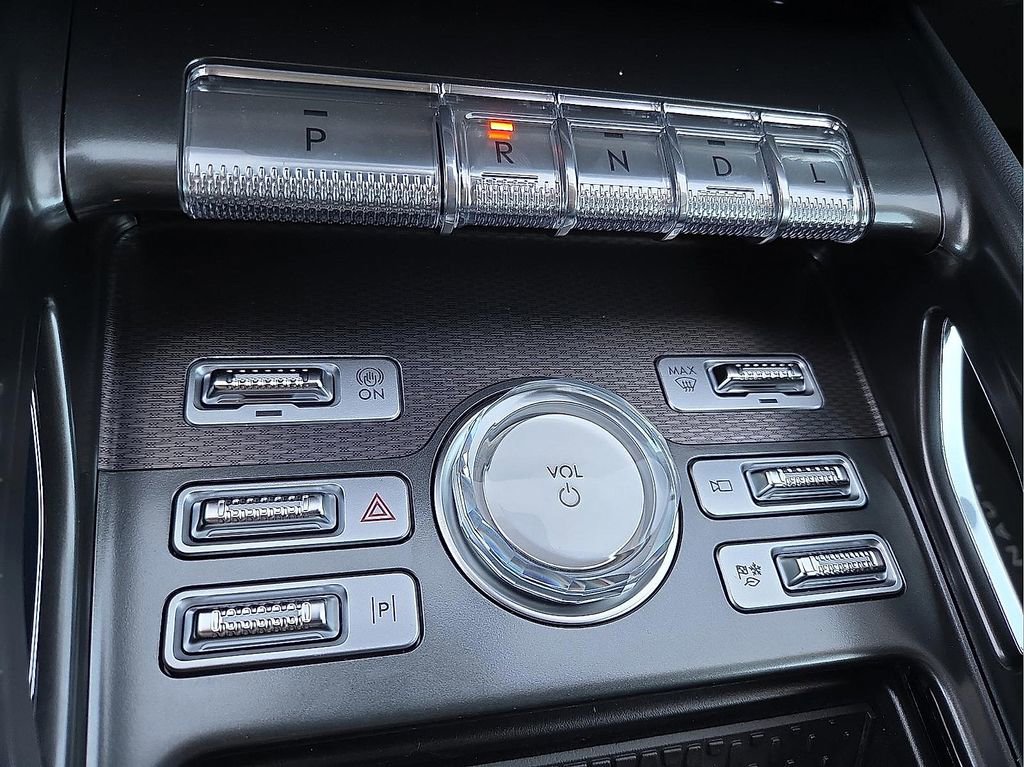 New 2026 Lincoln Nautilus Premier AWD/4WD image 15