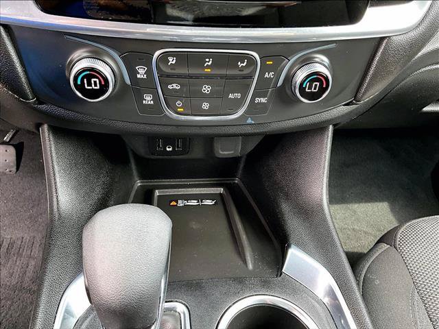 Used 2023 Chevrolet Traverse LT FWD image 24