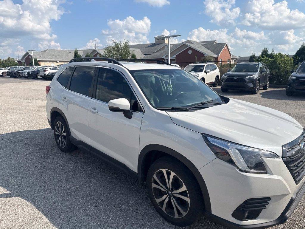 Used 2023 Subaru Forester Limited AWD/4WD image 11