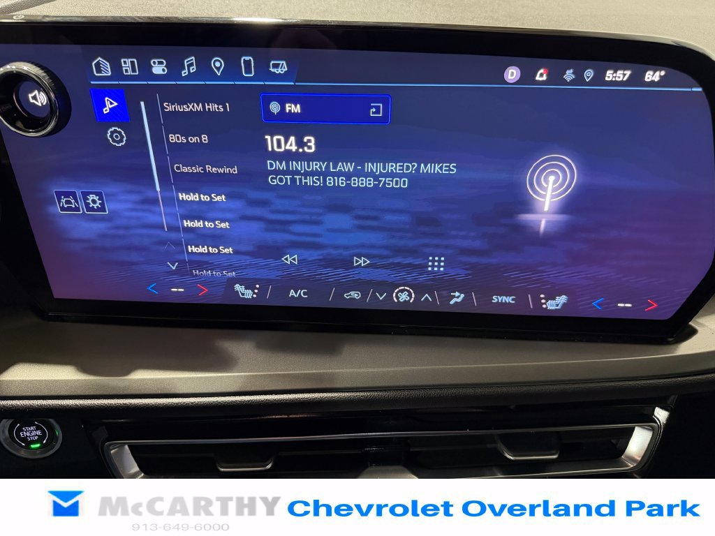 Used 2024 Chevrolet Traverse LT w/ Trailering Package FWD image 20
