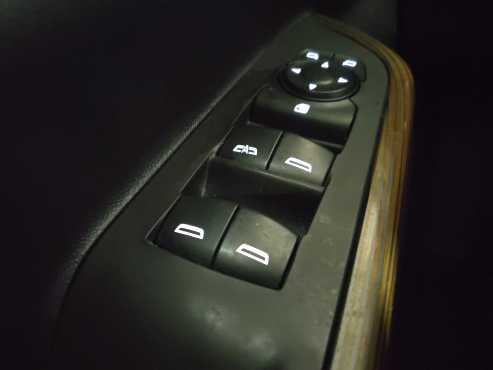 Used 2019 GMC Acadia SLE image 27