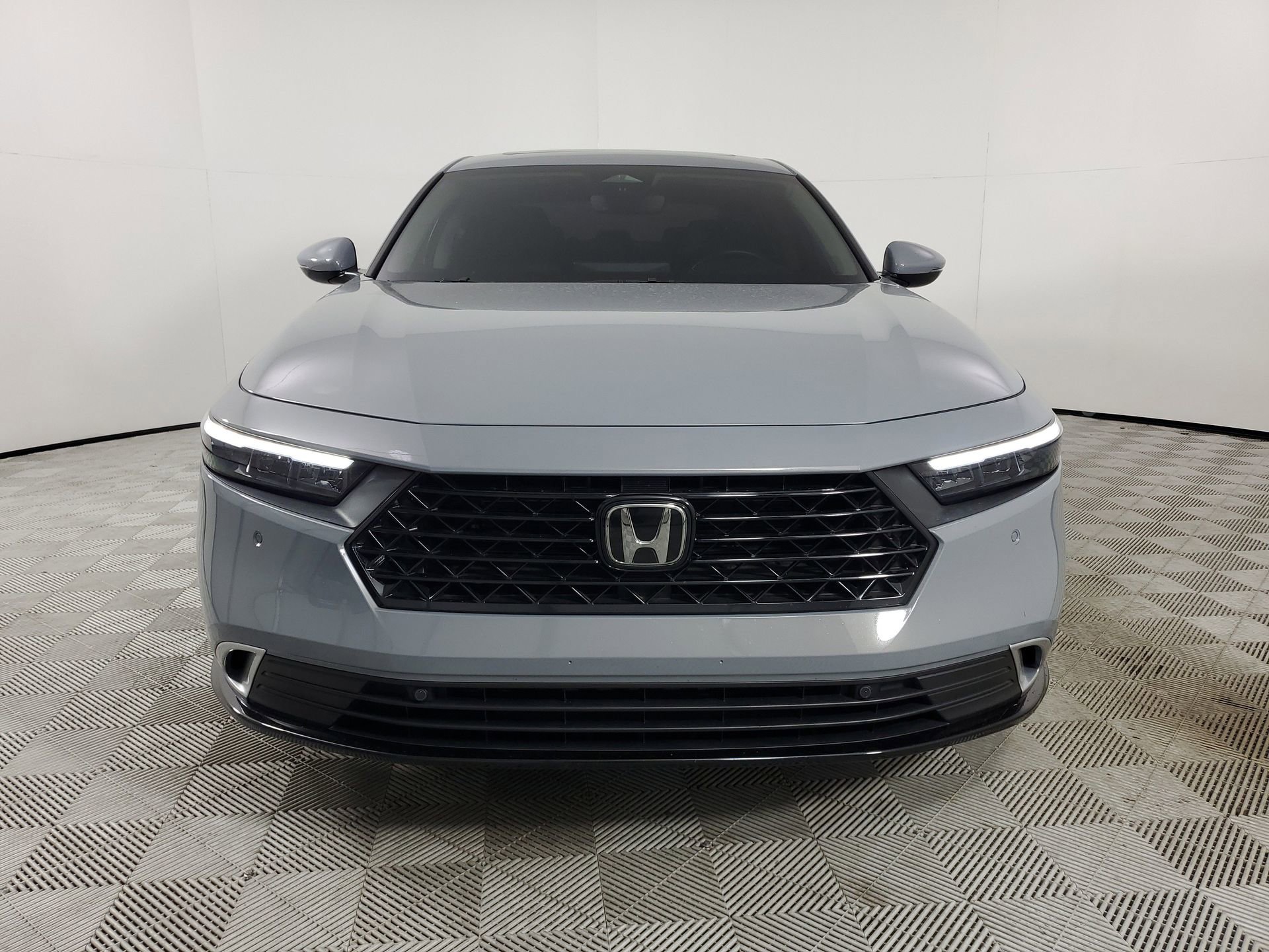 Used 2024 Honda Accord Touring image 3