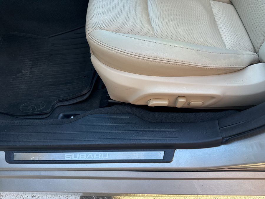 Used 2017 Subaru Legacy 2.5i Limited image 31