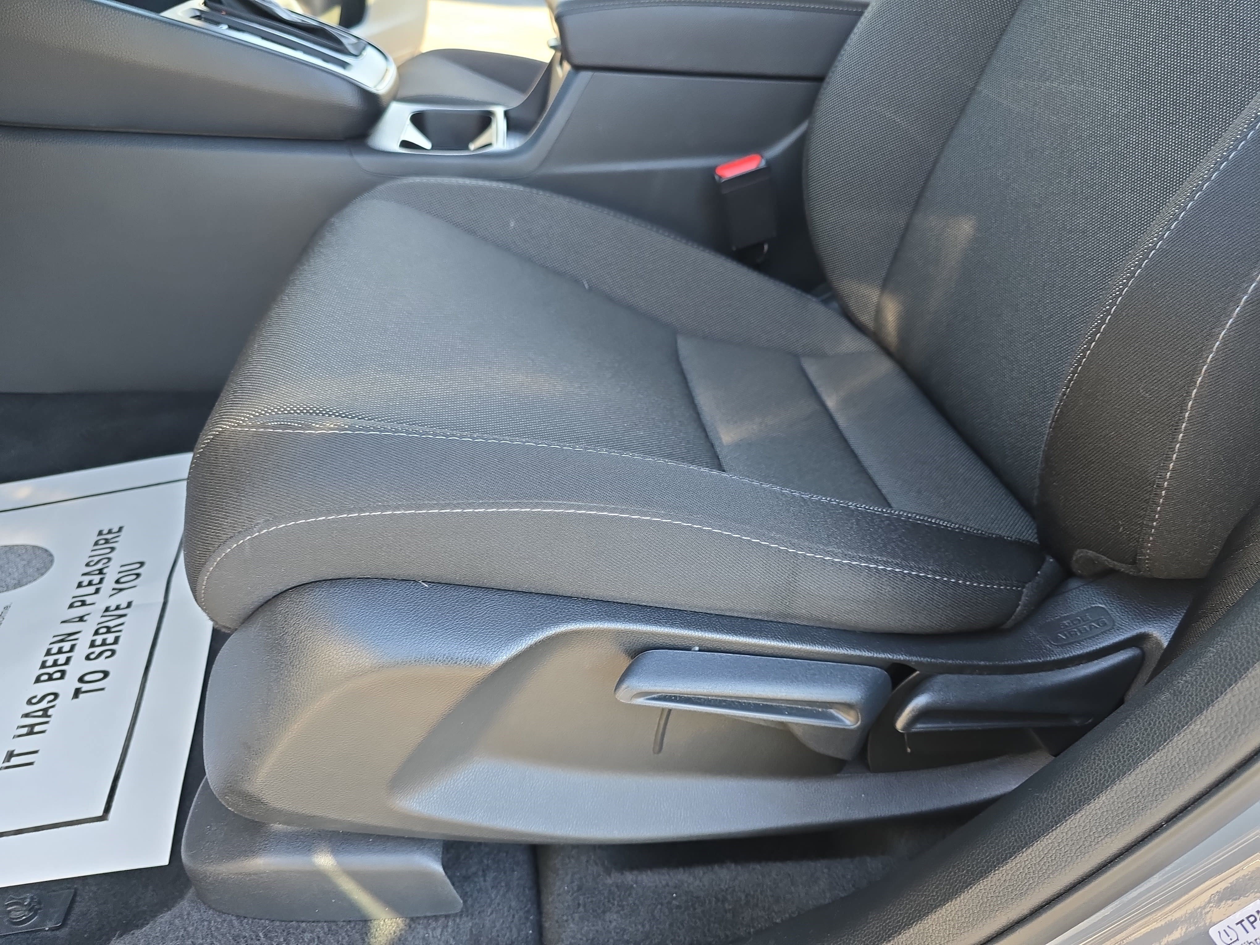 Used 2025 Honda CR-V LX image 29