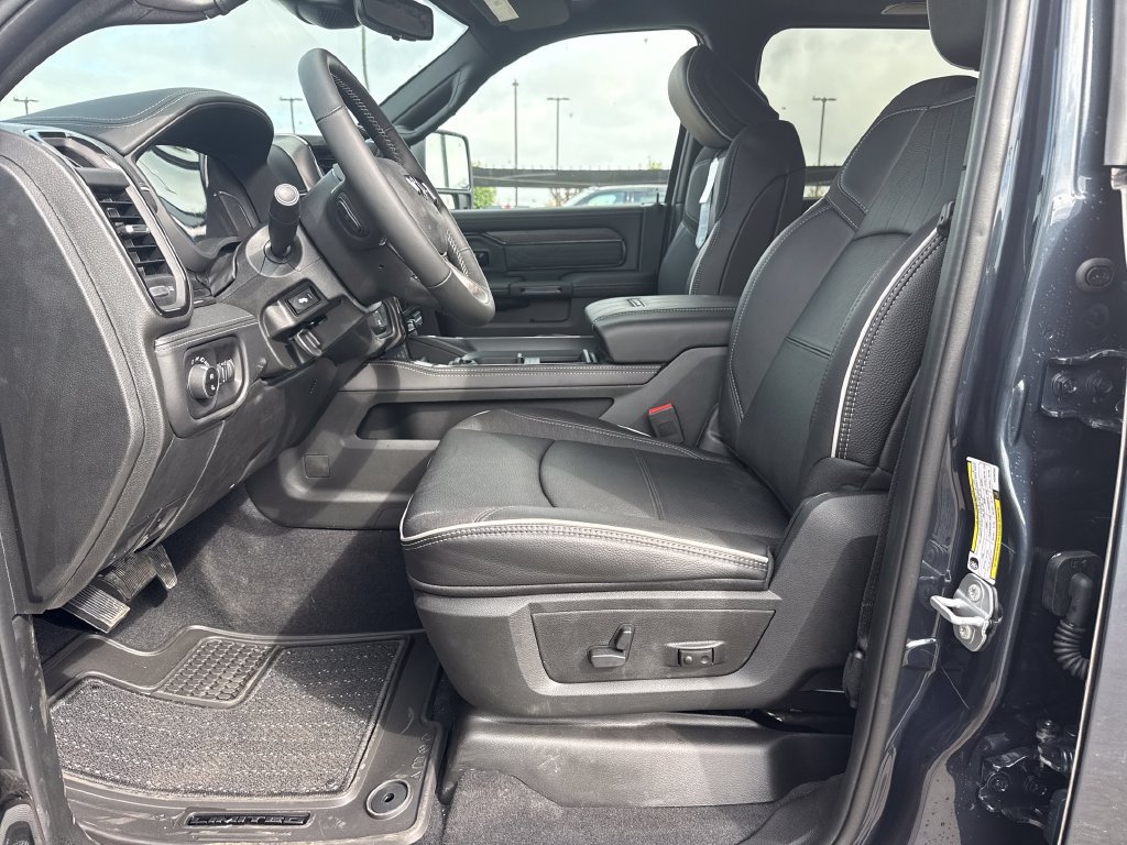 New 2027 RAM 2500 Limited AWD/4WD image 30