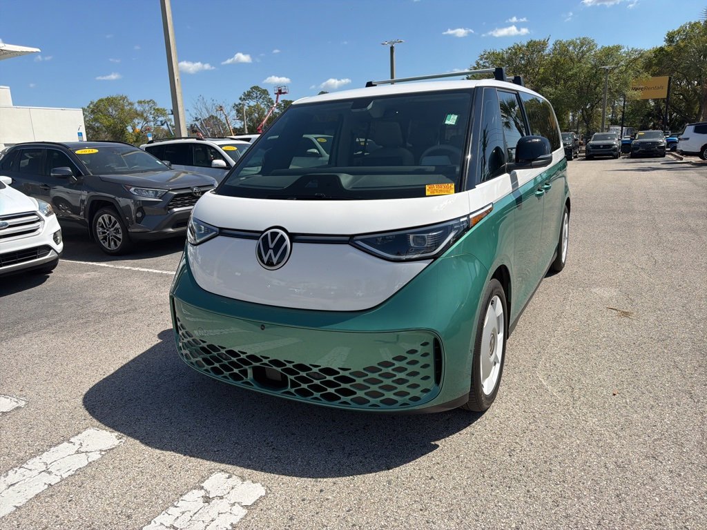 Used 2025 Volkswagen ID. Buzz 1st Edition image 15