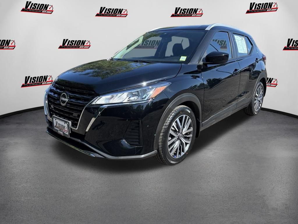 Used 2023 Nissan Kicks SV