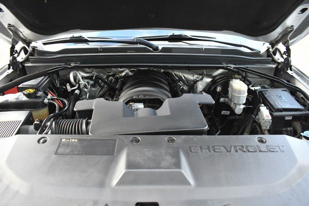 Used 2018 Chevrolet Suburban Premier image 32