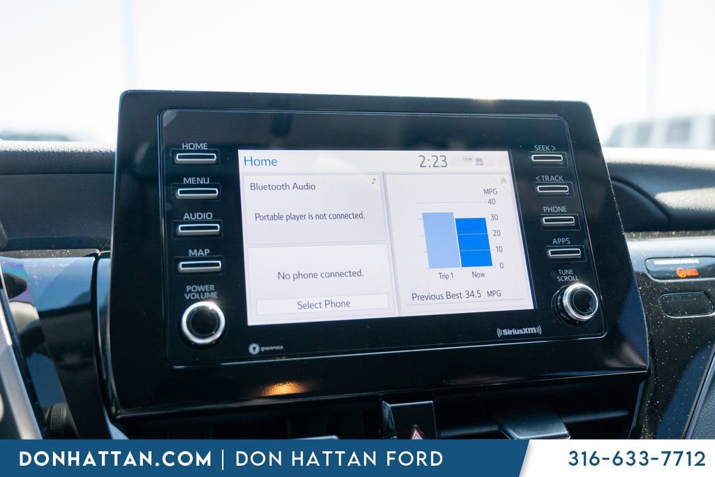 Used 2023 Toyota Camry SE image 9