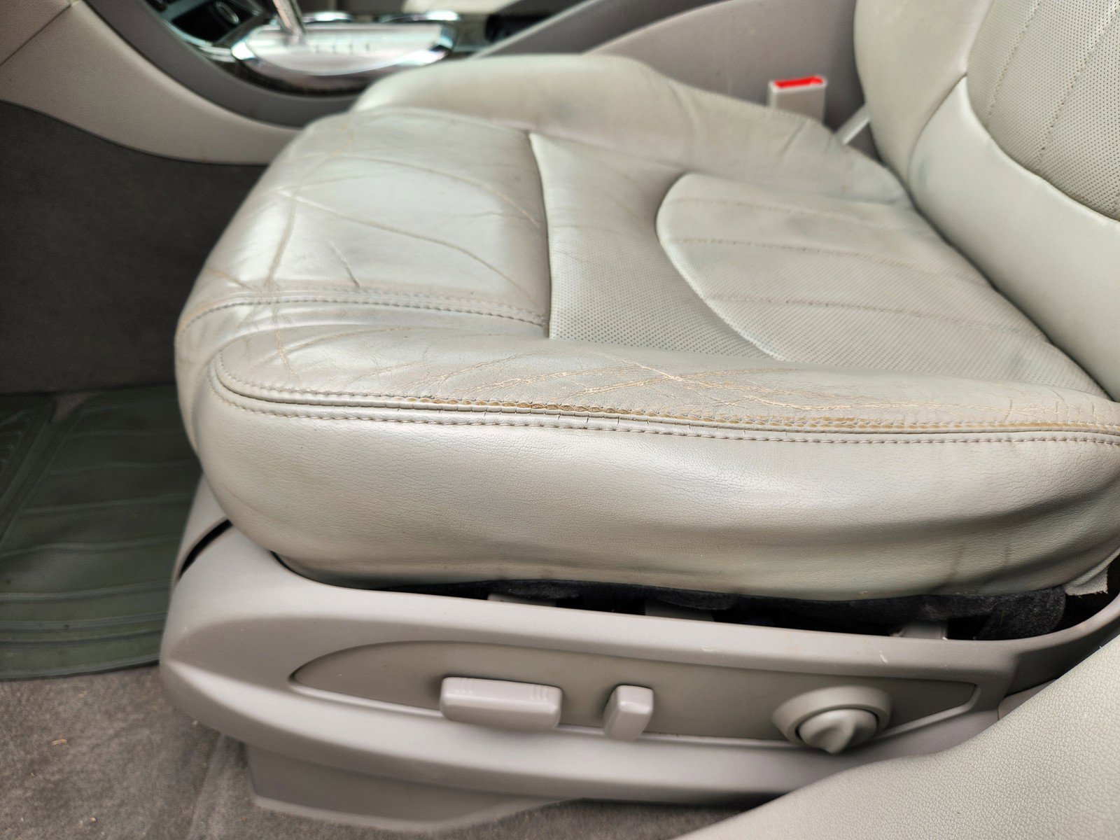 Used 2013 Buick Enclave Premium w/ LPO, Cargo Convenience Pkg image 22