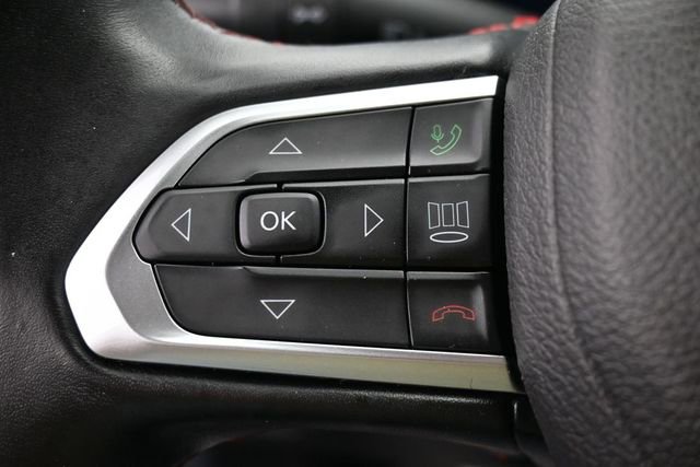 Used 2022 Jeep Compass Trailhawk w/ Trailhawk Elite Group AWD/4WD image 17