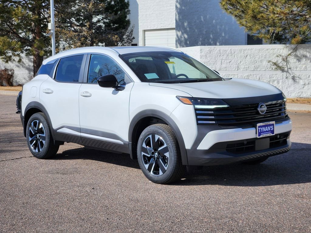 New 2025 Nissan Kicks SR w/ Illumination Package