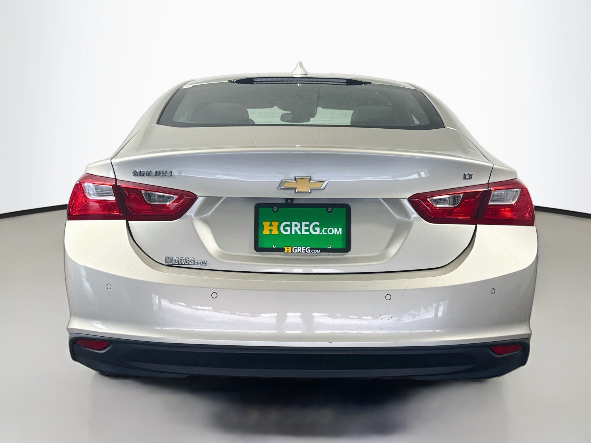 Used 2016 Chevrolet Malibu LT w/ Driver Confidence Package FWD image 8
