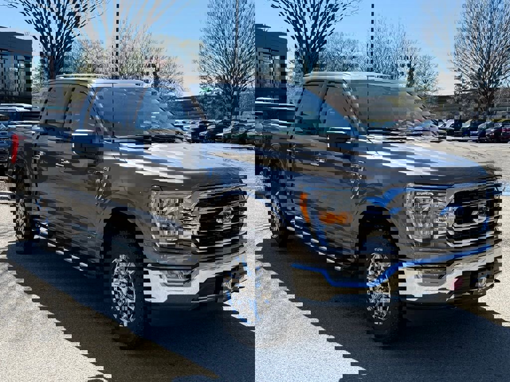 Used 2023 Ford F150 XLT w/ Equipment Group 302A High image 4