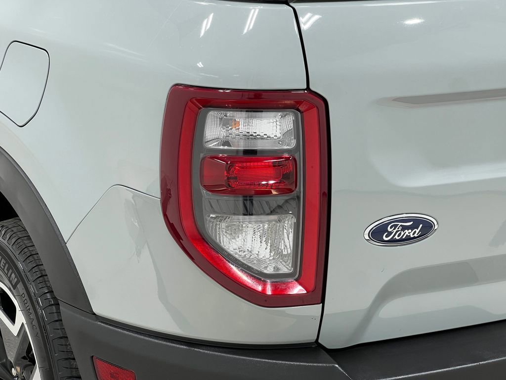 Used 2021 Ford Bronco Sport Outer Banks w/ Outer Banks Package image 35