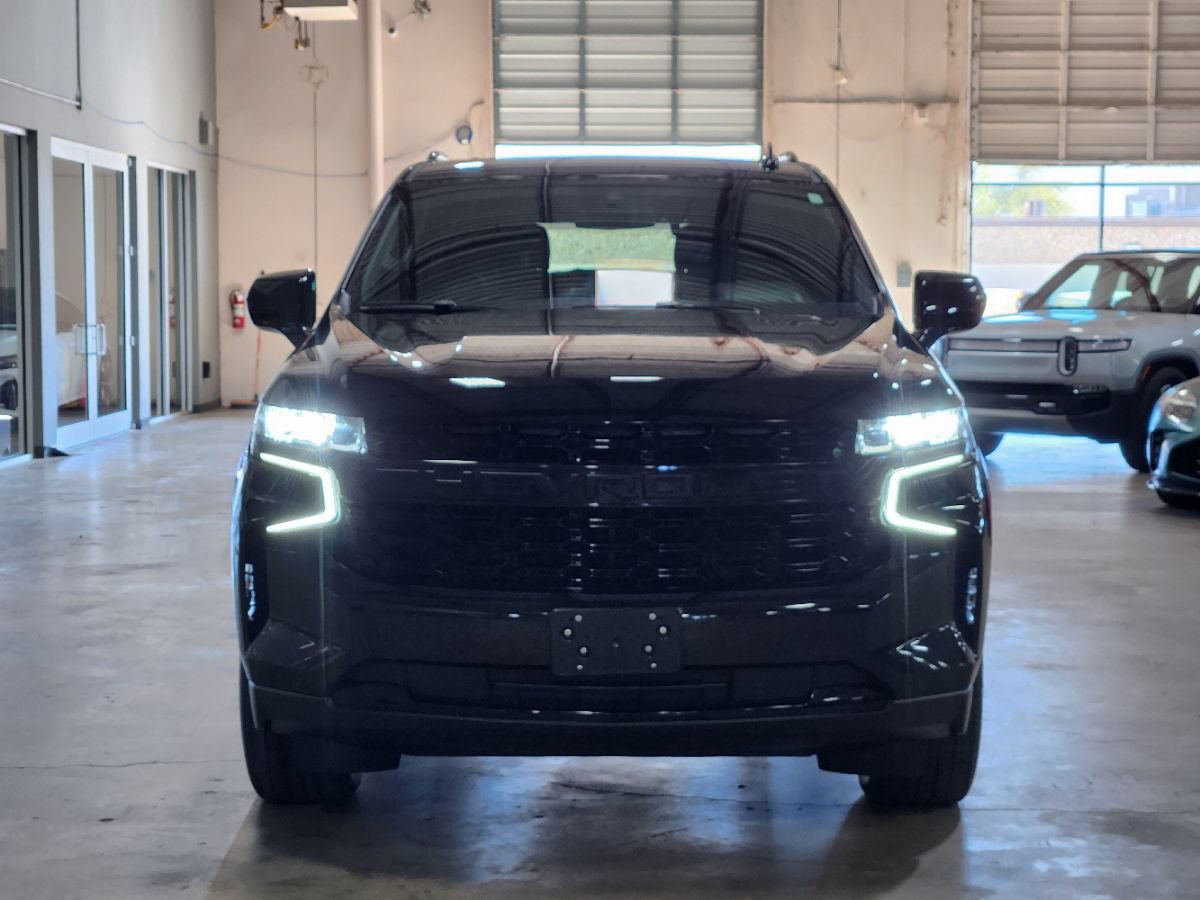 Used 2023 Chevrolet Tahoe RST RWD image 2