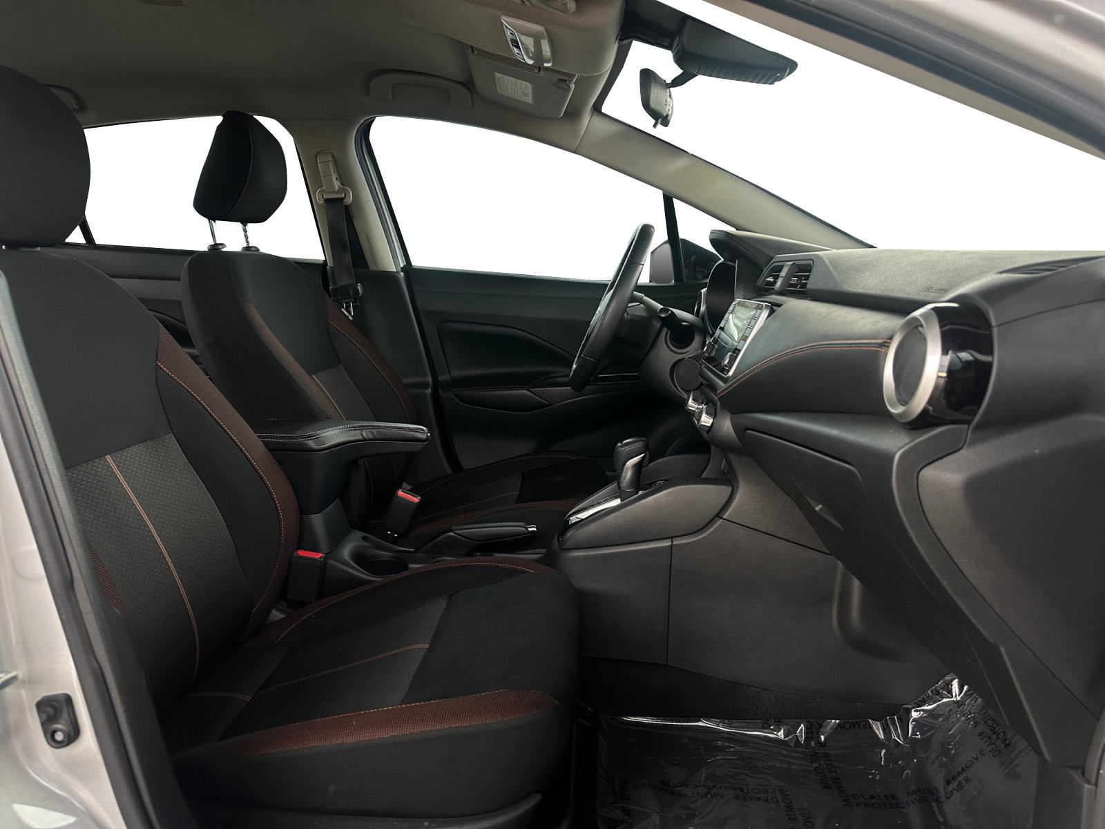 Used 2022 Nissan Versa SR w/ Convenience Package FWD image 15