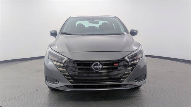 Used 2025 Nissan Versa SR FWD image 12