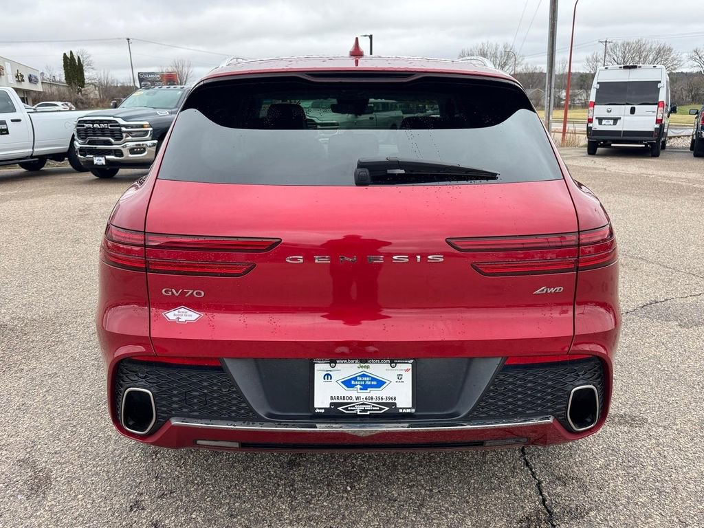Used 2022 Genesis GV70 2.5T w/ Advanced Package AWD/4WD image 3