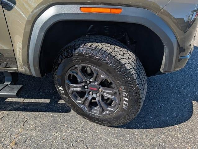 Used 2025 GMC Canyon Elevation w/ Convenience Package AWD/4WD image 14