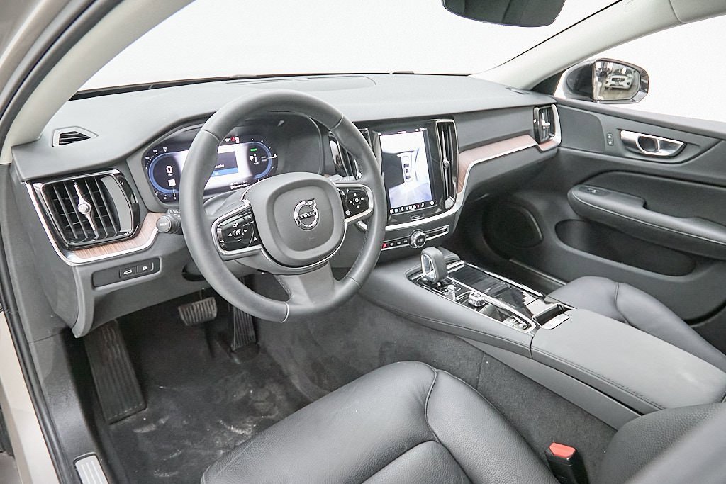 Certified 2025 Volvo S60 T8 Plus w/ Climate Package image 13