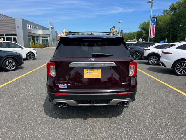 Certified 2023 Ford Explorer Platinum w/ Technology Package AWD/4WD image 4