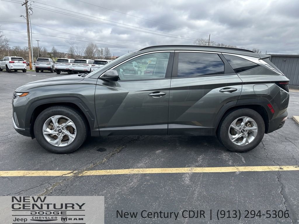 Used 2022 Hyundai Tucson SEL image 2