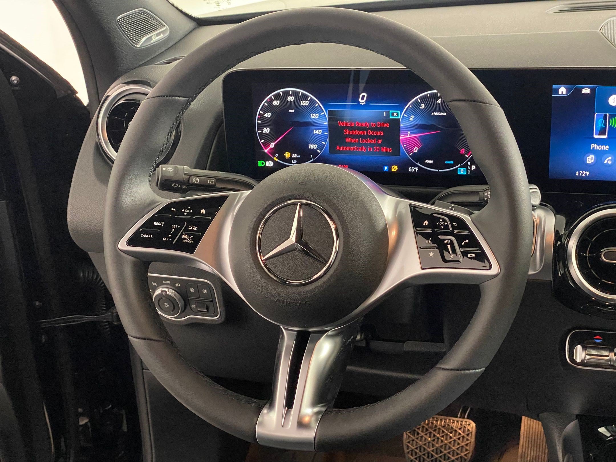 Used 2026 Mercedes-Benz GLB 250 4MATIC image 16