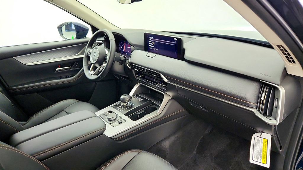 Used 2025 MAZDA CX-90 Plug-In Hybrid w/ Preferred AWD/4WD image 26