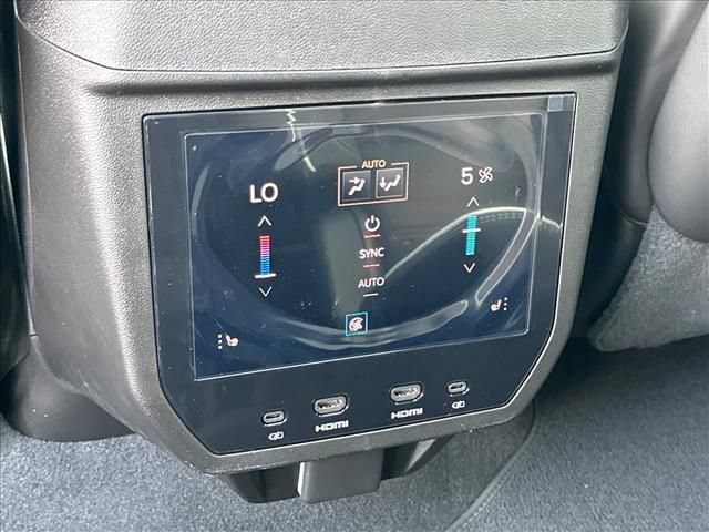 New 2026 GMC Yukon XL AT4 Ultimate AWD/4WD image 22